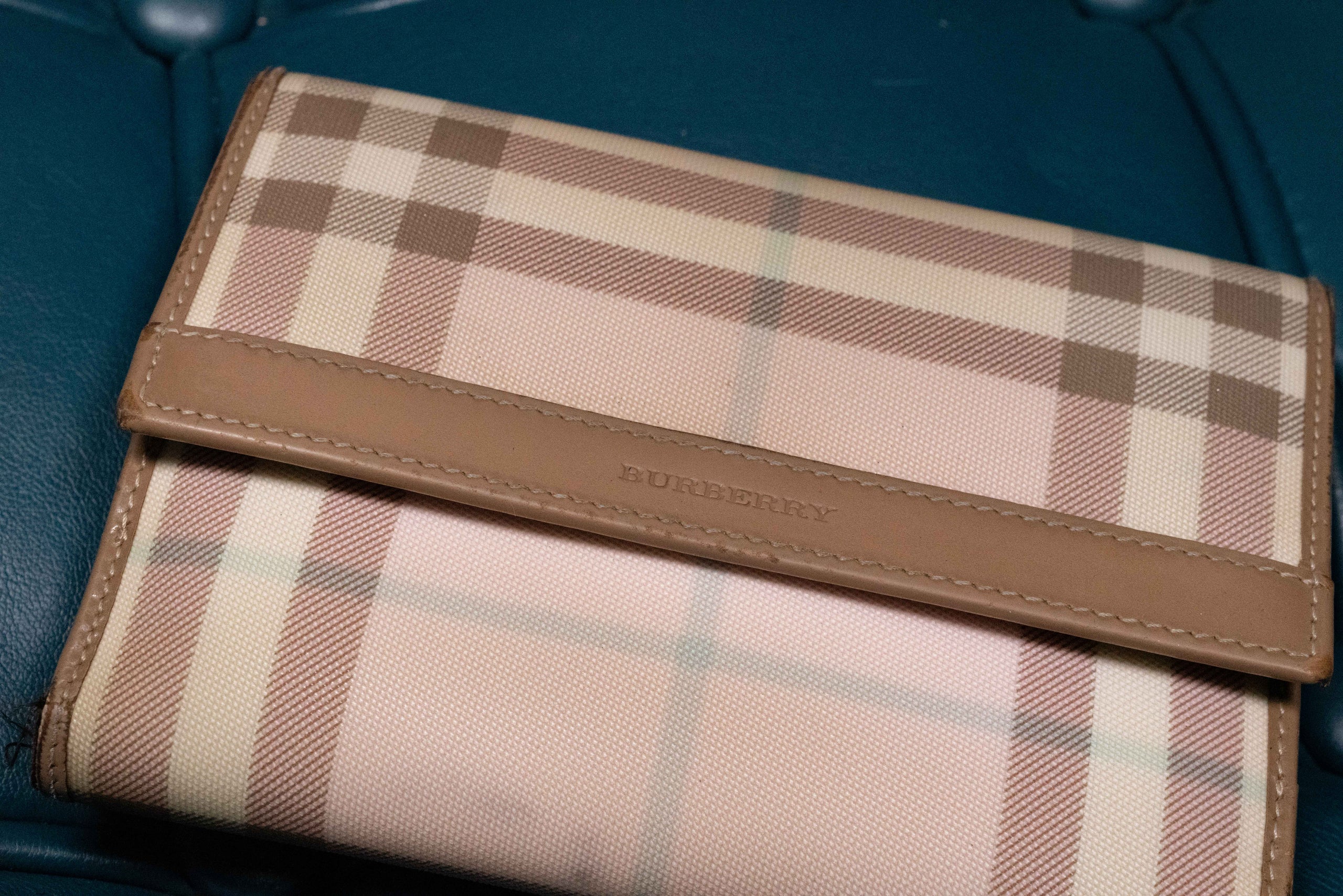 BURBERRY: wallet for women - Pink  Burberry wallet 8062369 online at